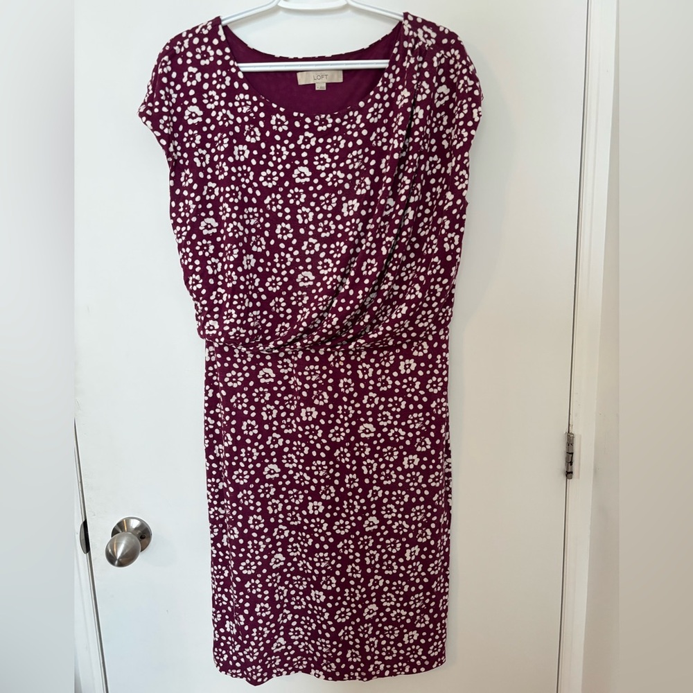 LOFT Sleeveless Berry Floral Midi Dress size Medium